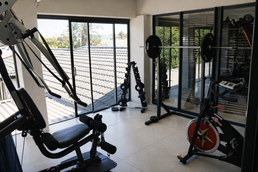 4 Bedroom Property for Sale in Flamingo Vlei Western Cape